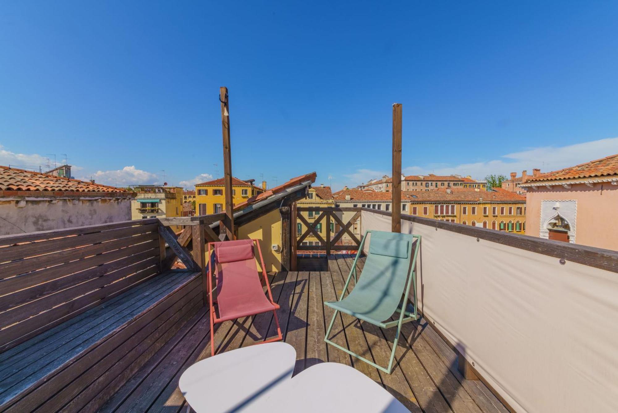Casa Virginia Direct At The Canal Cannaregio With Own Roof Terrace Венеція Екстер'єр фото