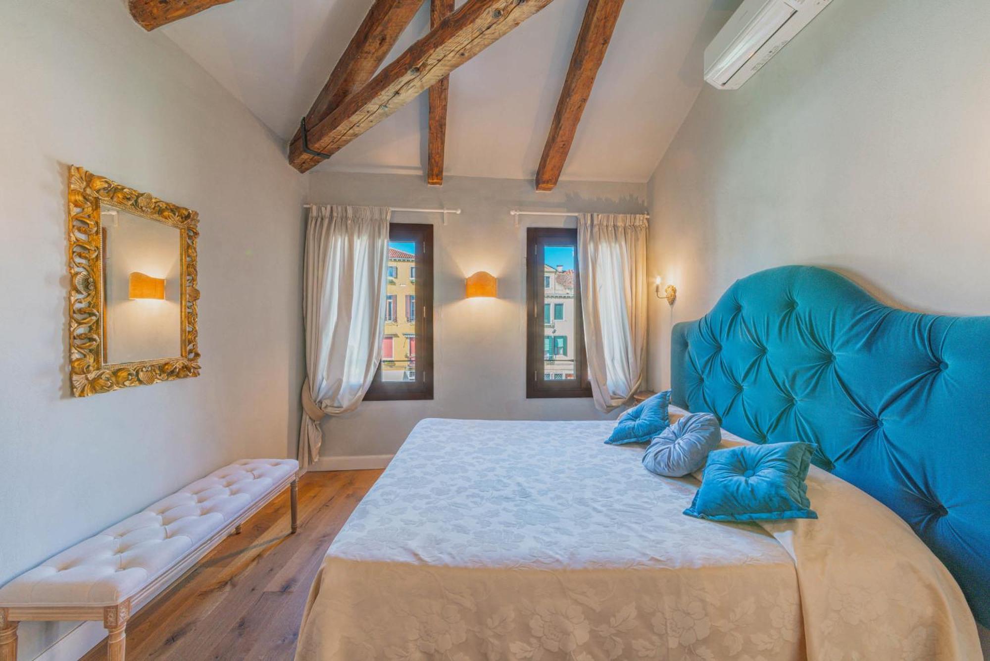 Casa Virginia Direct At The Canal Cannaregio With Own Roof Terrace Венеція Екстер'єр фото